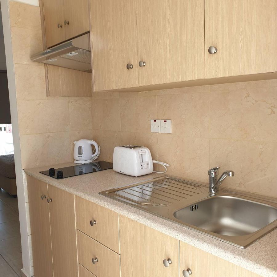 Napa Charles Apts Ayia Napa Luaran gambar